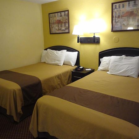 Americas Best Value Inn - Goldsboro Exterior foto
