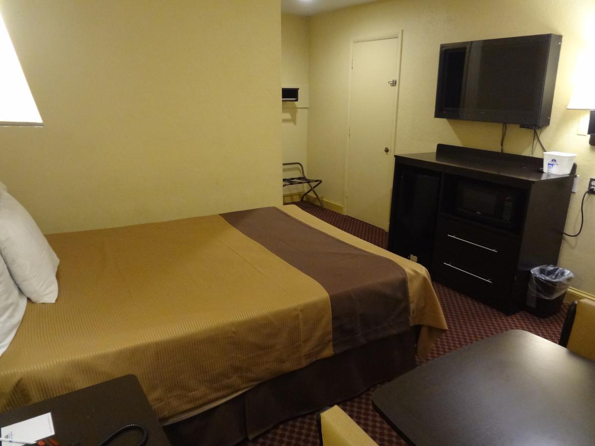 Americas Best Value Inn - Goldsboro Exterior foto