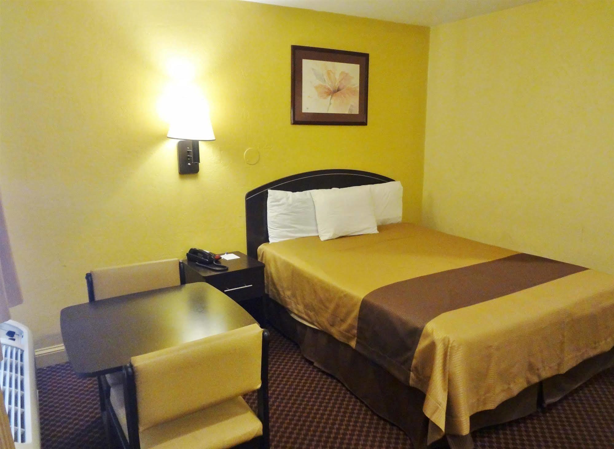 Americas Best Value Inn - Goldsboro Exterior foto